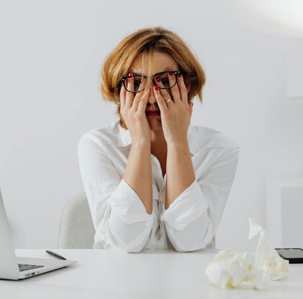 Stare de anxietate surprinsă fotografic